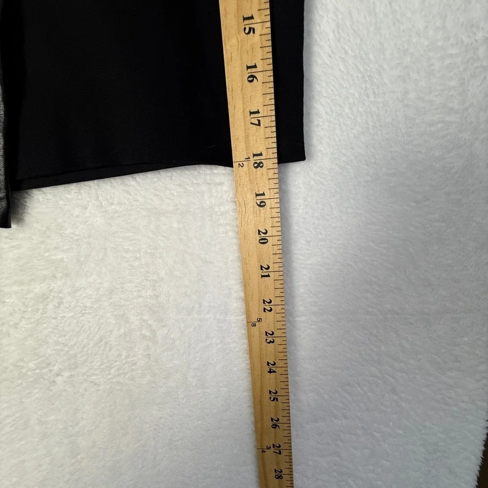 White House Black‎ Market Black Faux Leather Trim Wrap Mini Skirt Size 6